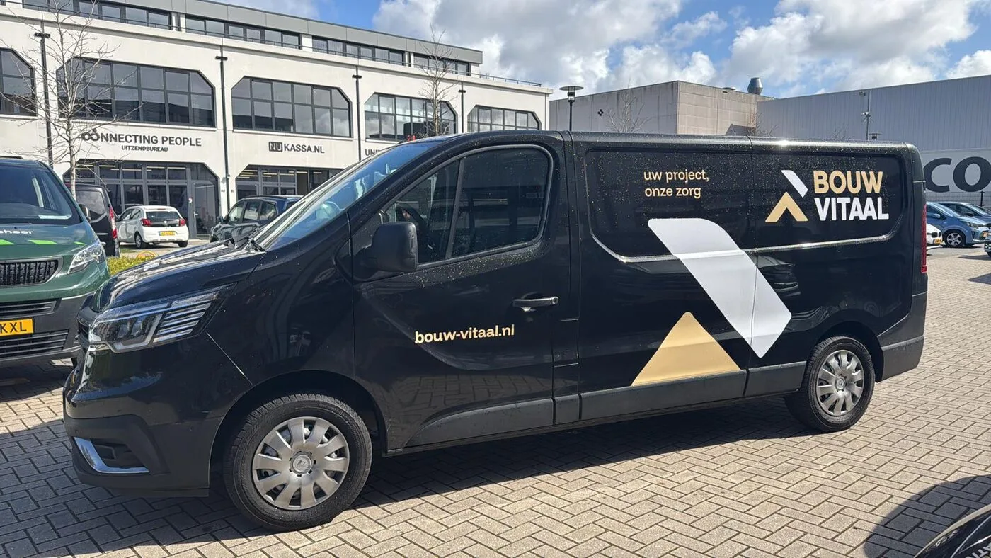 Groot pakket — bestelbus + aanhanger