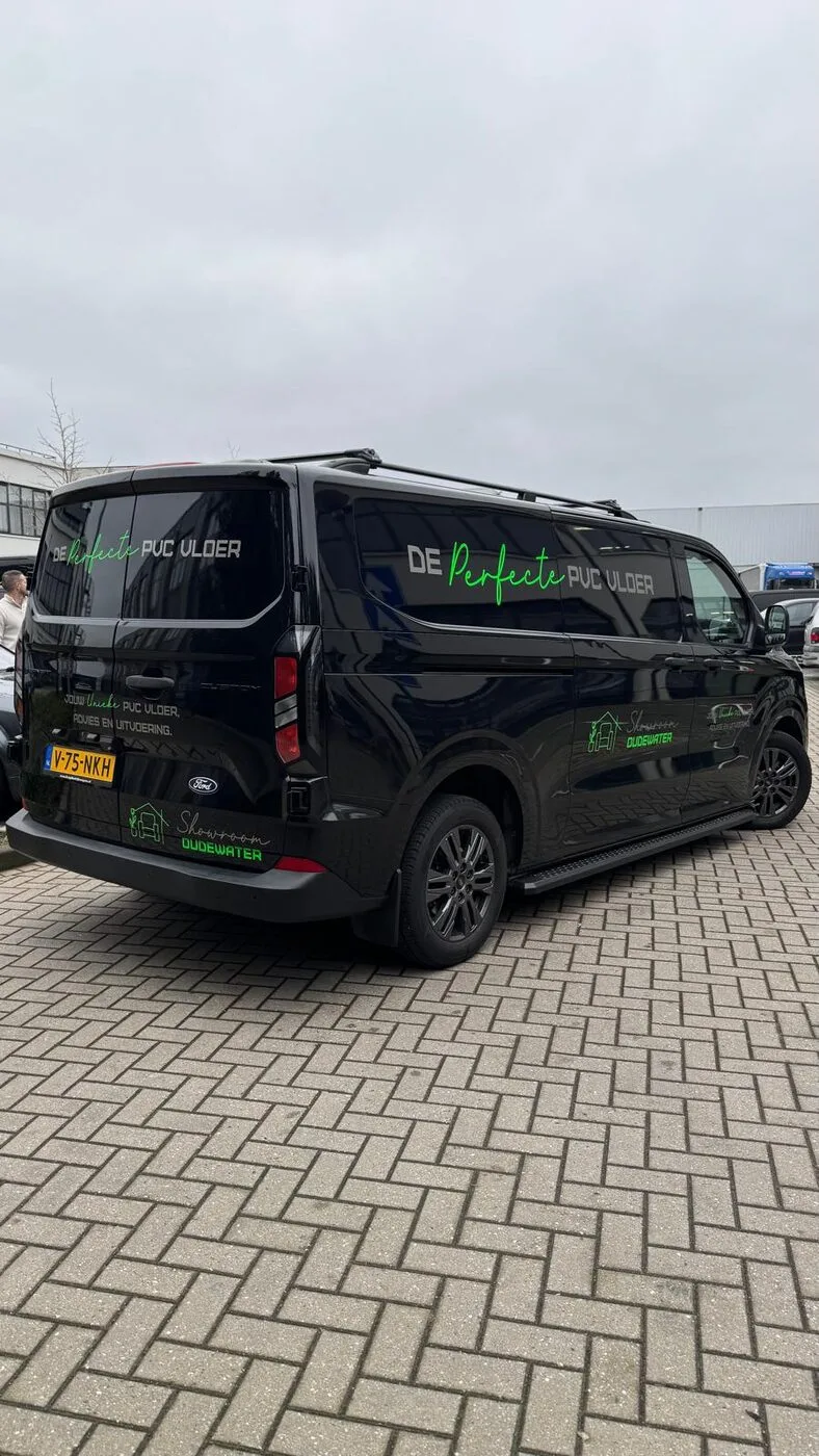 Groot pakket — logo, branding & belettering